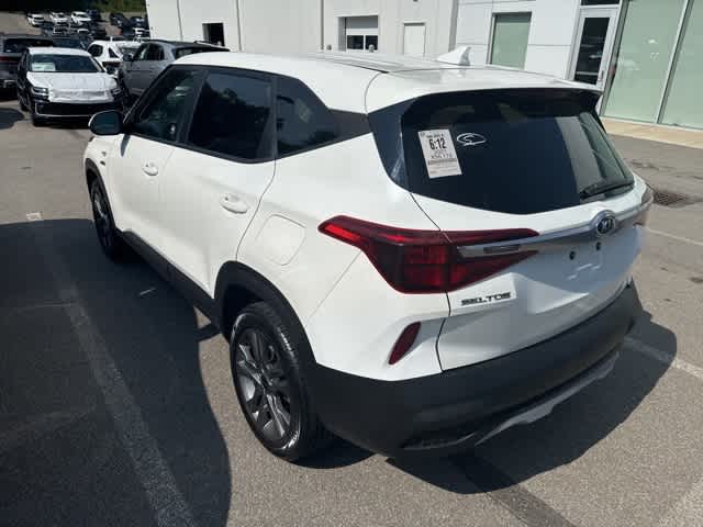 Thumbnail: 2021 Kia Seltos - 8