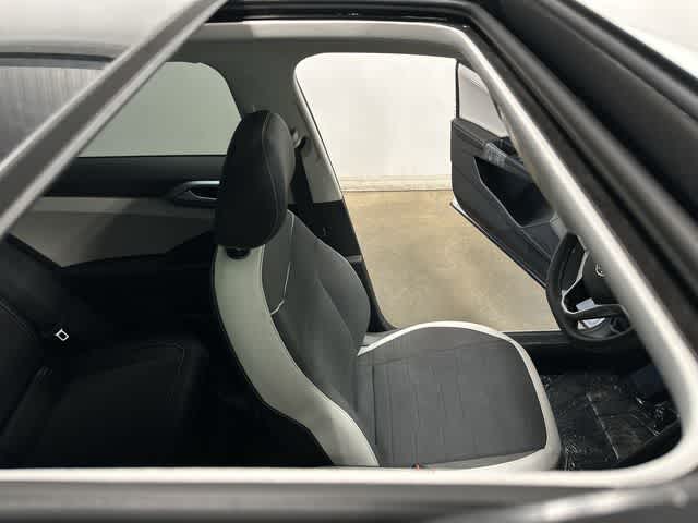 Thumbnail: 2026 Volkswagen Taos - 6