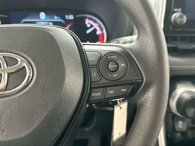 Thumbnail: 2023 Toyota RAV4 - 9