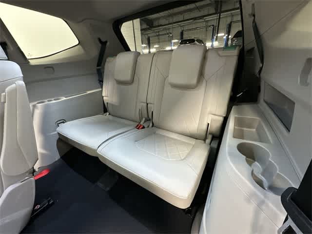 Thumbnail: 2026 Volkswagen Atlas - 21