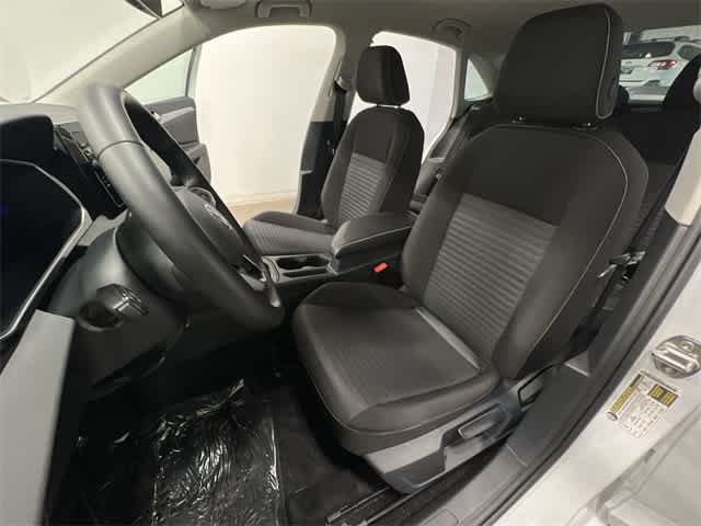 Thumbnail: 2025 Volkswagen Jetta - 16