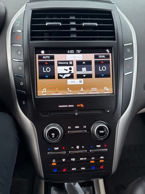Thumbnail: 2017 Lincoln MKC - 20