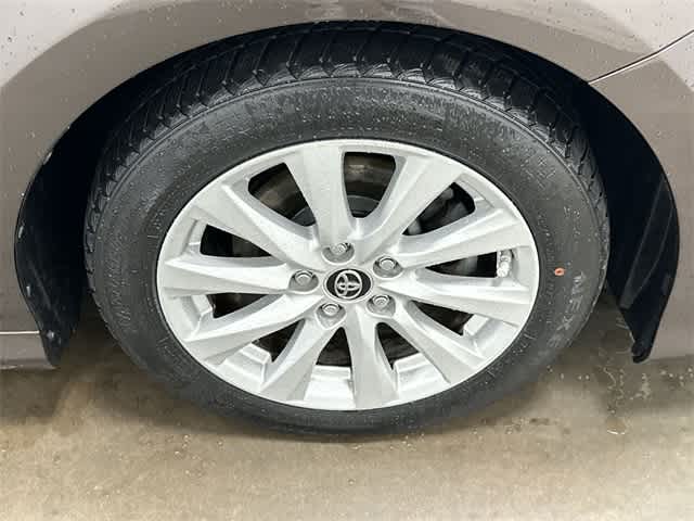 Thumbnail: 2018 Toyota Camry - 5