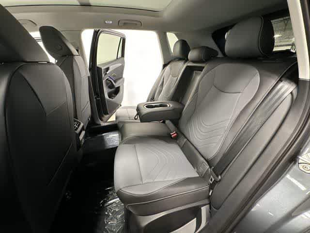 Thumbnail: 2026 Volkswagen Tiguan - 18