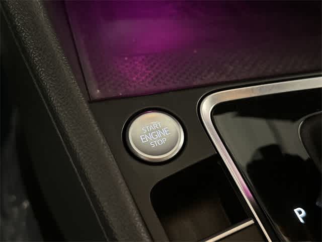 Thumbnail: 2021 Volkswagen Jetta - 11