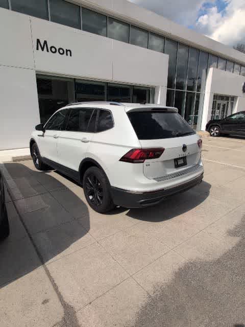 Thumbnail: 2023 Volkswagen Tiguan - 2