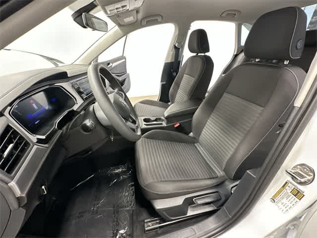 Thumbnail: 2023 Volkswagen Jetta - 16