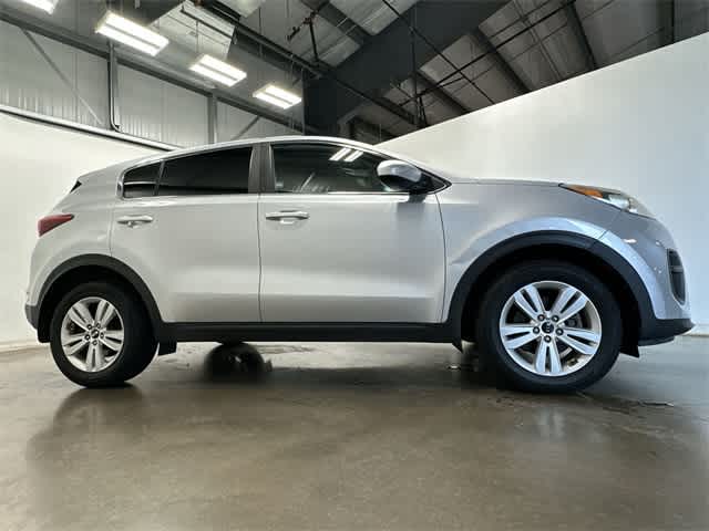 Thumbnail: 2018 Kia Sportage - 3