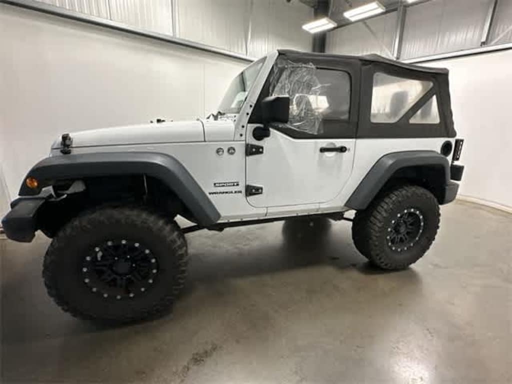 Used 2017 Jeep Wrangler JK Sport SUV