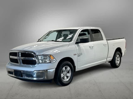 2019 Ram 1500 Classic SLT Truck Crew Cab