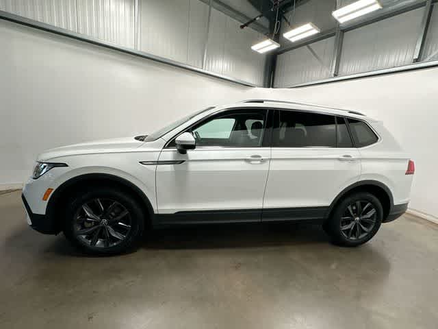Thumbnail: 2023 Volkswagen Tiguan - 2