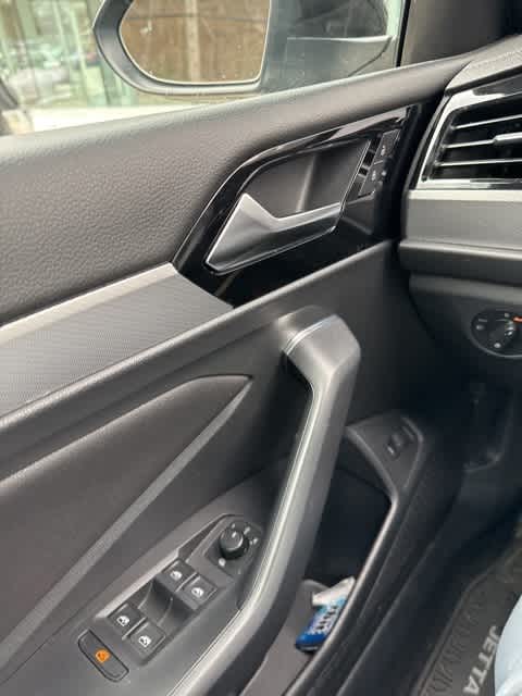 Thumbnail: 2019 Volkswagen Jetta - 19