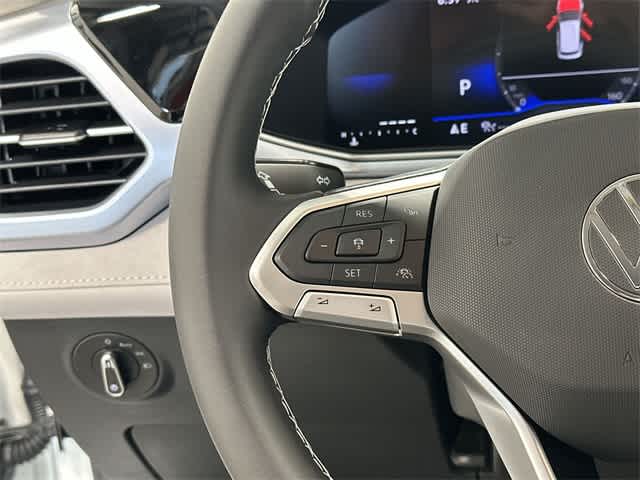 Thumbnail: 2025 Volkswagen Taos - 8