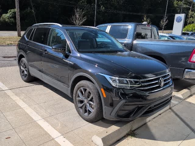 Thumbnail: 2023 Volkswagen Tiguan - 6