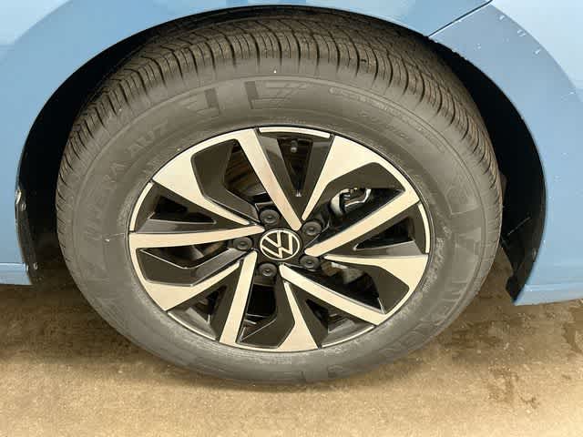 Thumbnail: 2026 Volkswagen Jetta - 4