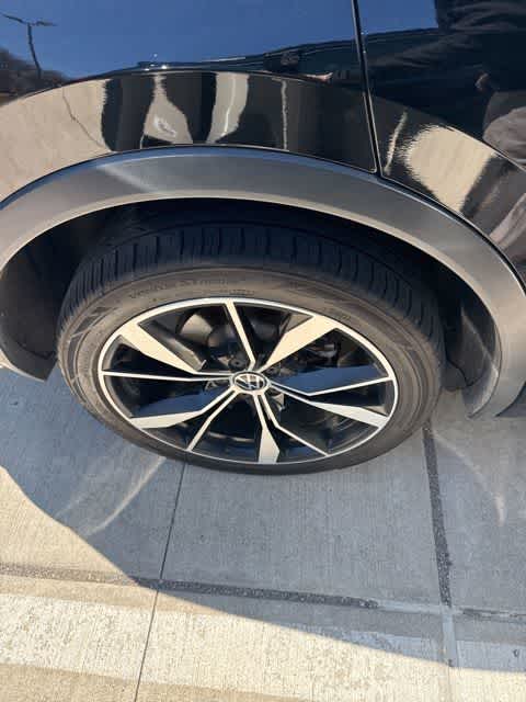 Thumbnail: 2022 Volkswagen Tiguan - 5