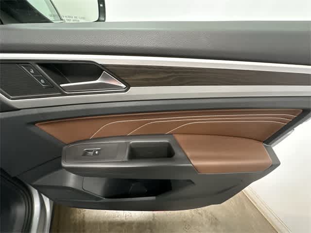 Thumbnail: 2023 Volkswagen Atlas - 24