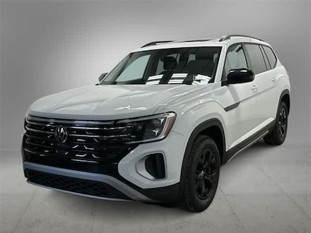 2025 Volkswagen Atlas 2.0T Peak Edition SUV
