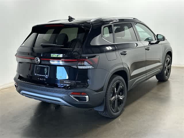 2025 Volkswagen Taos SEL 31