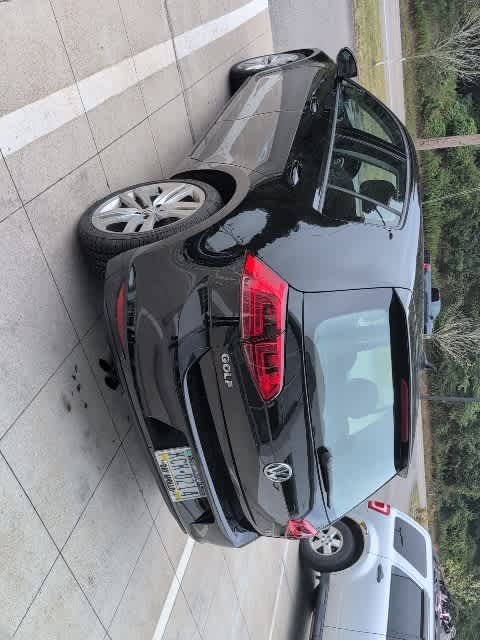 Thumbnail: 2015 Volkswagen Golf - 3