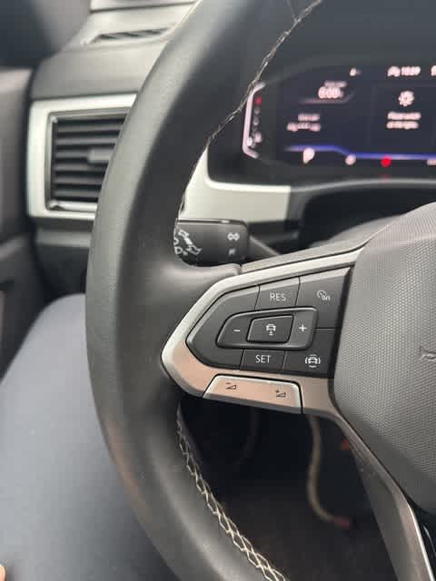 Thumbnail: 2022 Volkswagen Atlas - 16