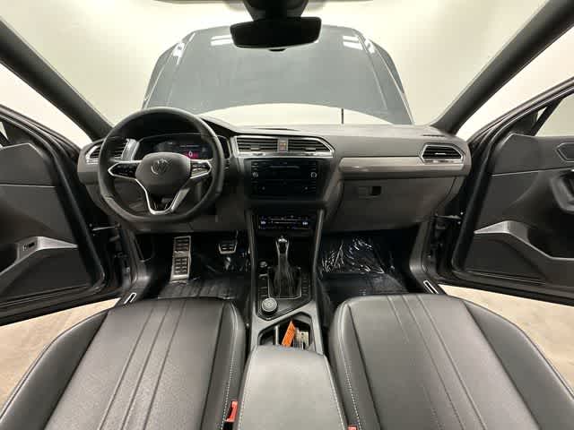 Thumbnail: 2024 Volkswagen Tiguan - 21