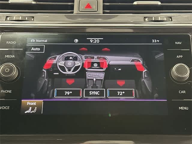 Thumbnail: 2022 Volkswagen Tiguan - 16