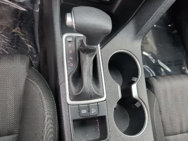 2022 Kia Sportage LX 18