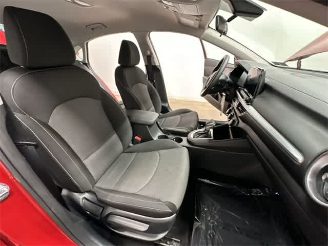 Thumbnail: 2023 Kia Forte - 20