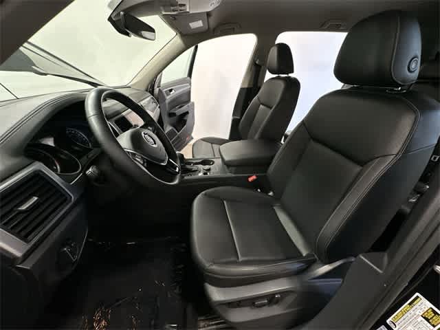 Thumbnail: 2018 Volkswagen Atlas - 17