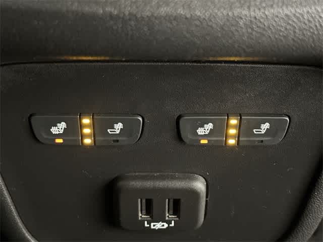 Thumbnail: 2021 Chevrolet Equinox - 20