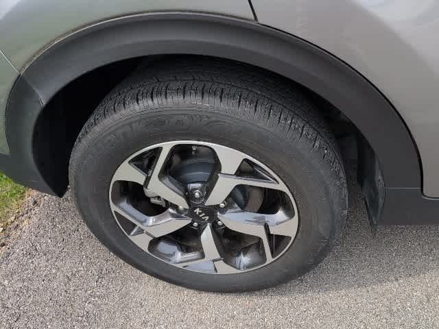 2022 Kia Sportage LX 9