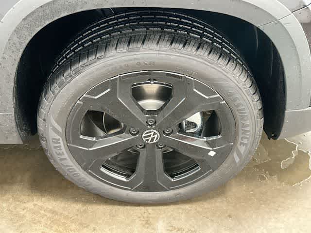 Thumbnail: 2026 Volkswagen Taos - 5
