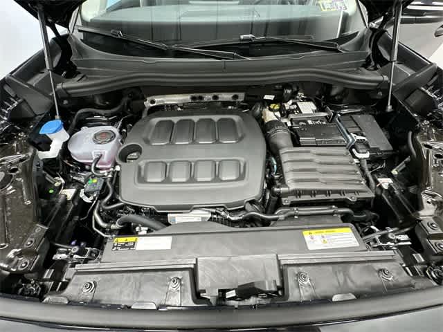 Thumbnail: 2025 Volkswagen Tiguan - 23