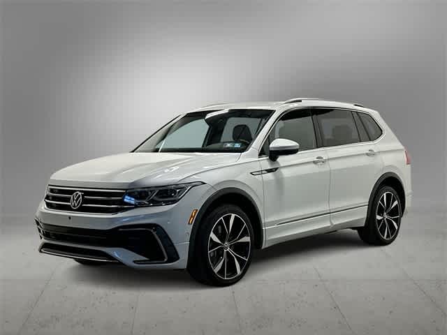 Thumbnail: 2022 Volkswagen Tiguan - 1
