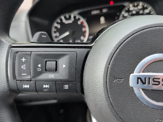 2021 Nissan Rogue SV 15