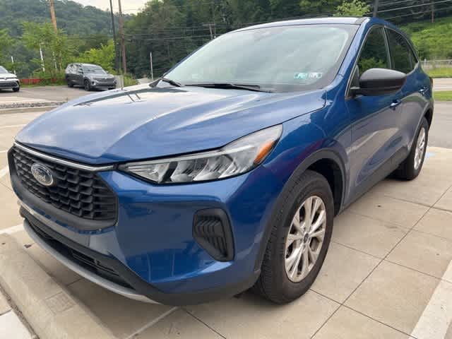 Thumbnail: 2023 Ford Escape - 1