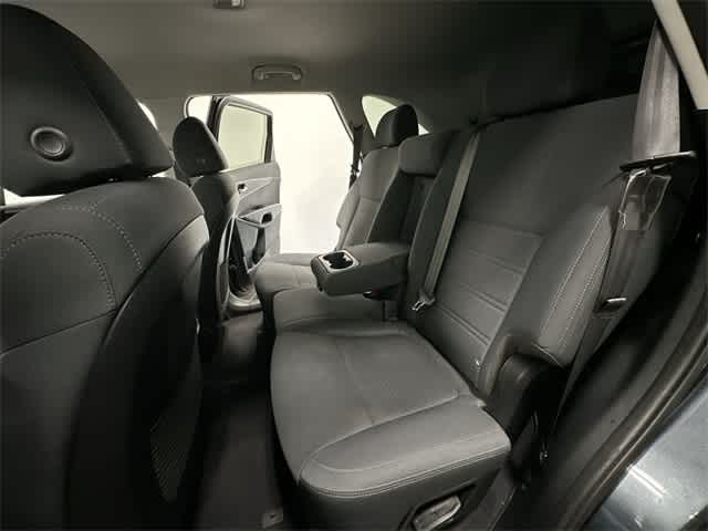 2019 Kia Sorento LX 17