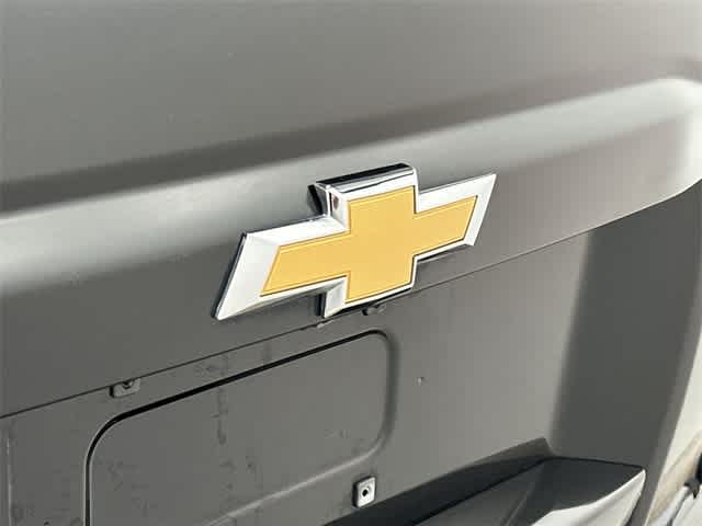 Thumbnail: 2017 Chevrolet Suburban - 31