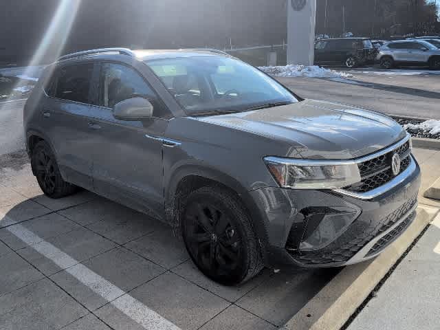 Thumbnail: 2023 Volkswagen Taos - 6