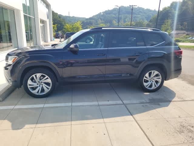 Used 2021 Volkswagen Atlas SE w/Tech with VIN 1V2KR2CAXMC585123 for sale in Moon Township, PA