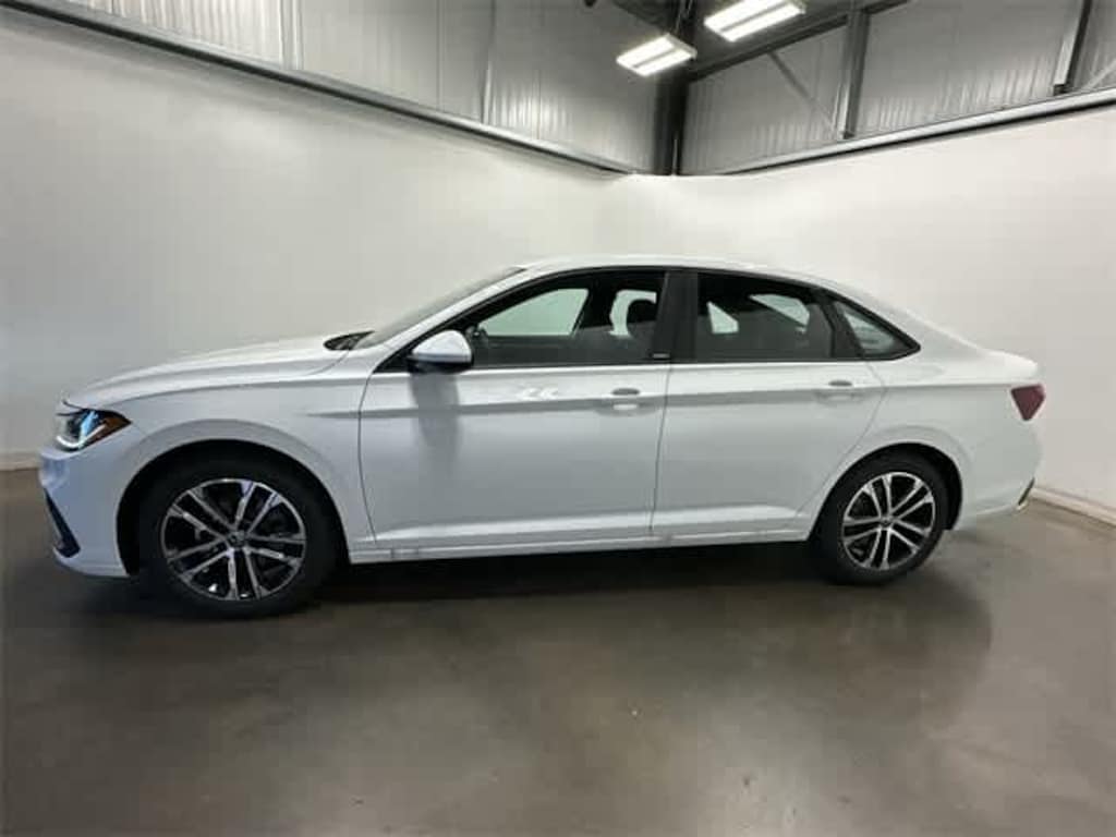 New 2026 Volkswagen Jetta 1.5T Sport Sedan
