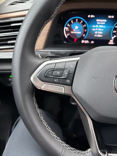 Thumbnail: 2025 Volkswagen Atlas - 17