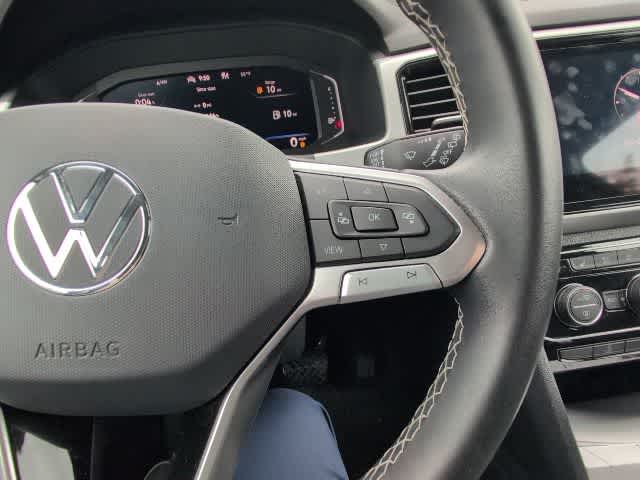 Thumbnail: 2023 Volkswagen Atlas - 16