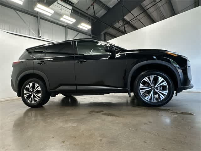 2021 Nissan Rogue SV 3