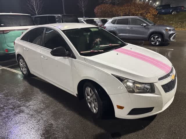 2012 Chevrolet Cruze LS photo 3