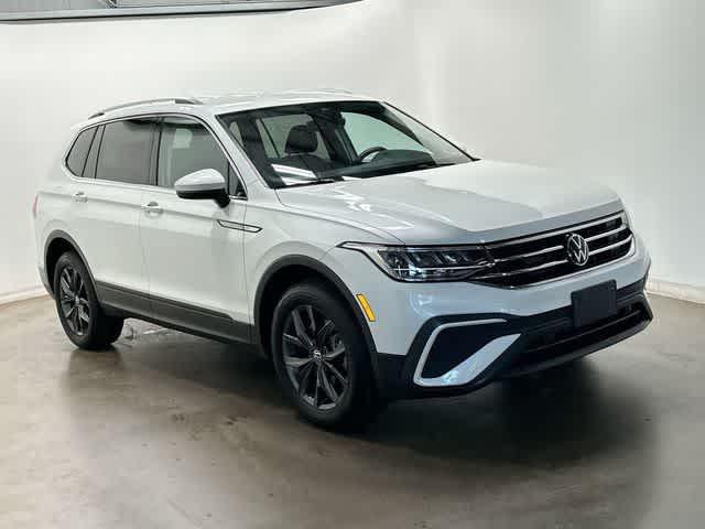 Thumbnail: 2023 Volkswagen Tiguan - 30