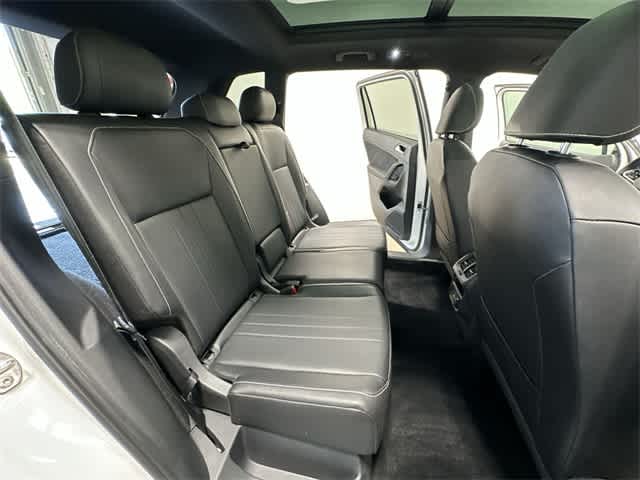 2022 Volkswagen Tiguan SE R-Line Black 25