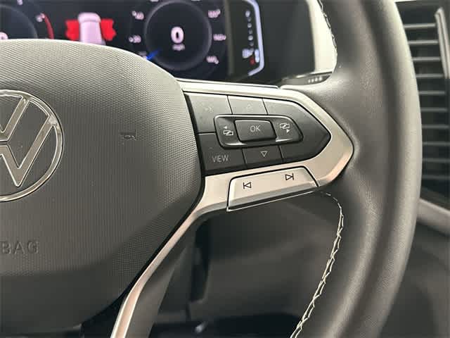 Thumbnail: 2023 Volkswagen Atlas - 10