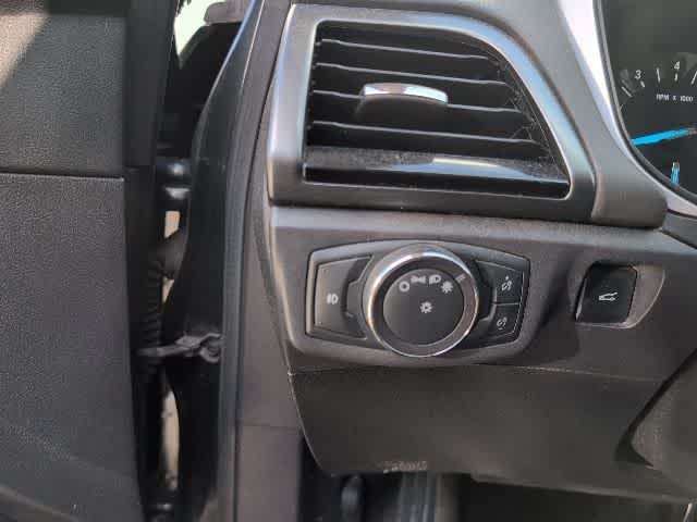 Thumbnail: 2015 Ford Fusion - 22